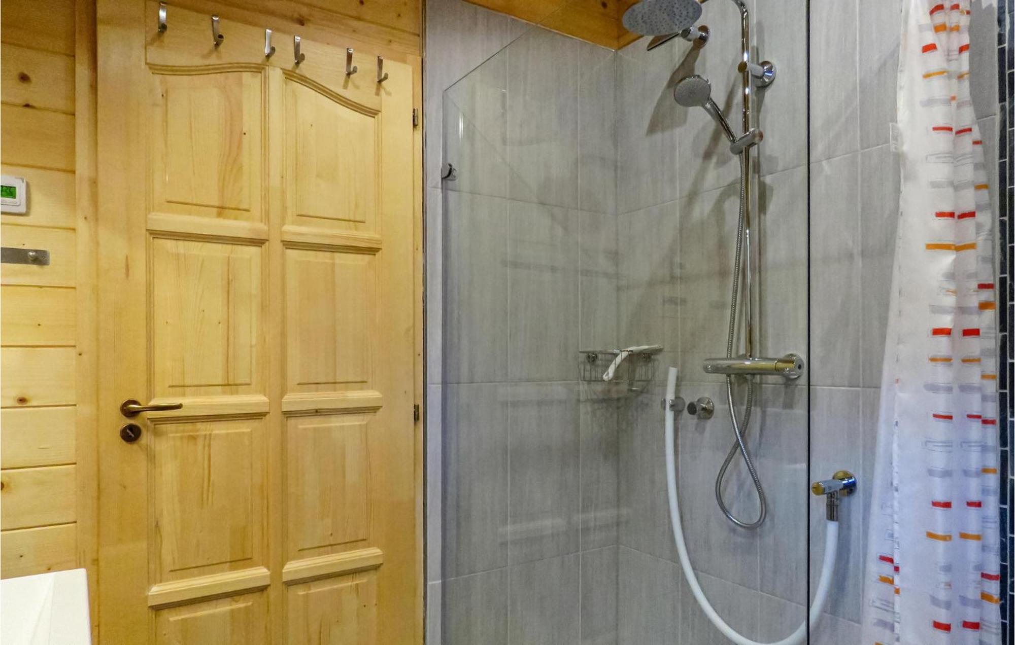 Lovely Home In Merzalben With Wifi Ngoại thất bức ảnh